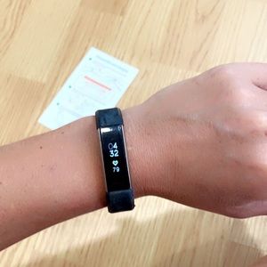 Fitbit Inspire HR watch small